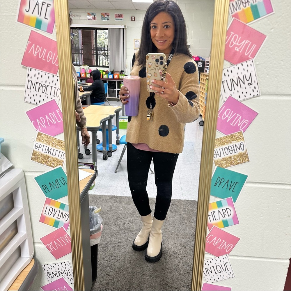 Meet your Posher, Jovani